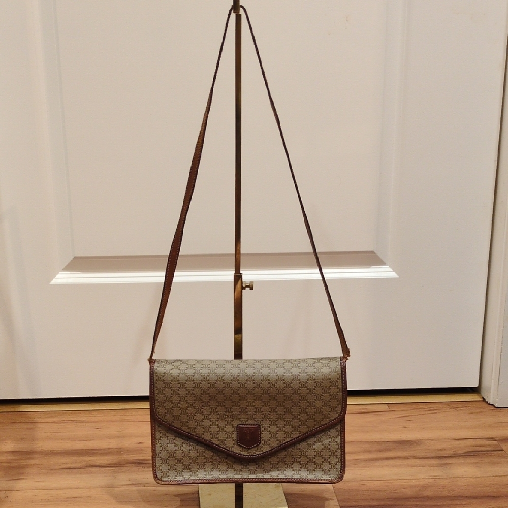Celine Vintage macadam triumph Tan Print Shoulder Bag Or Clutch CALLOUTS